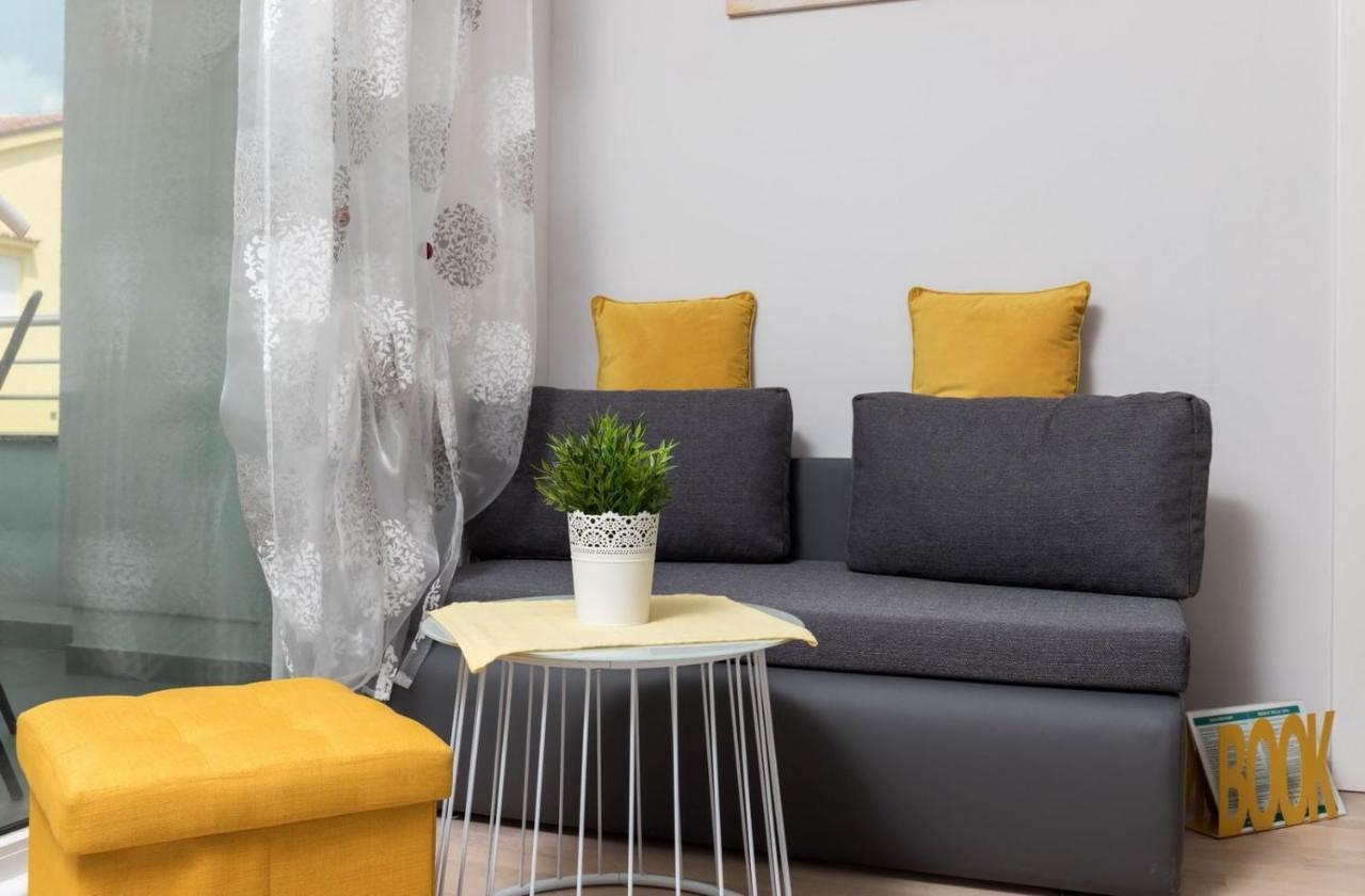 Michelle Apartment Crikvenica Bagian luar foto