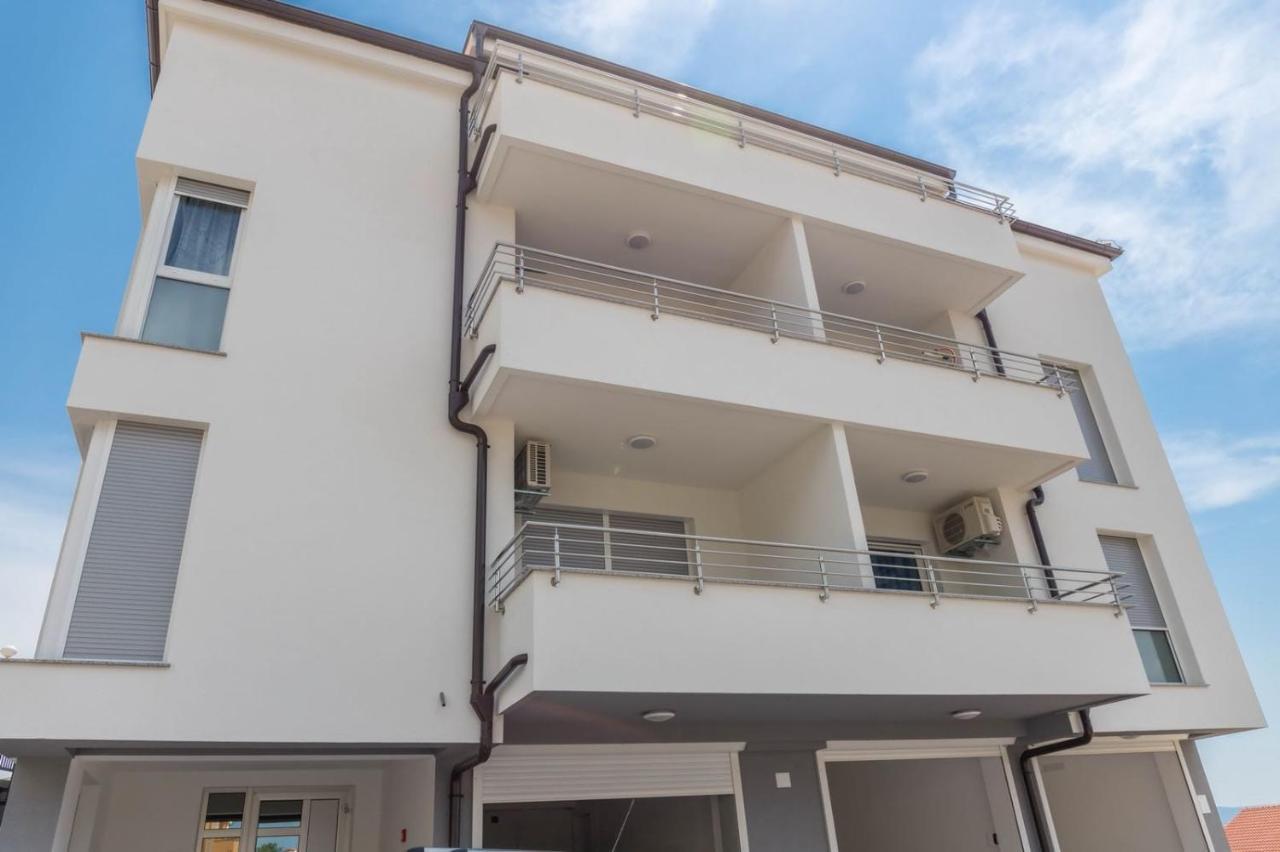 Michelle Apartment Crikvenica Bagian luar foto
