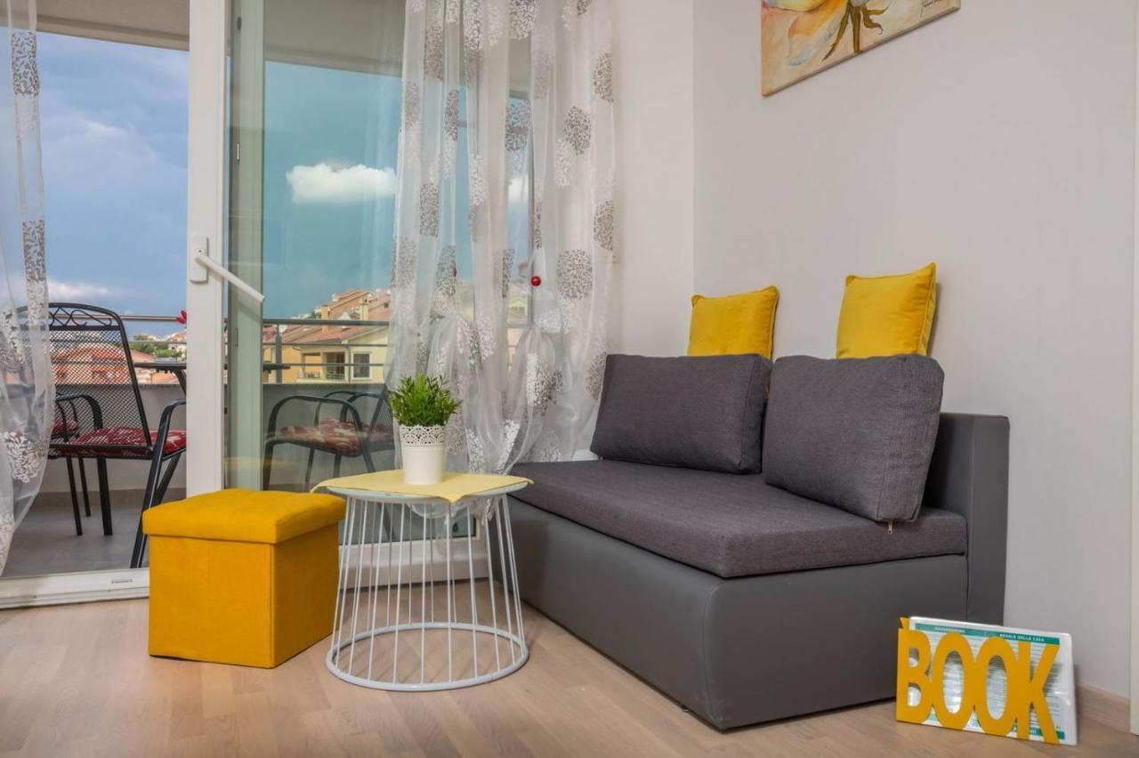 Michelle Apartment Crikvenica Bagian luar foto