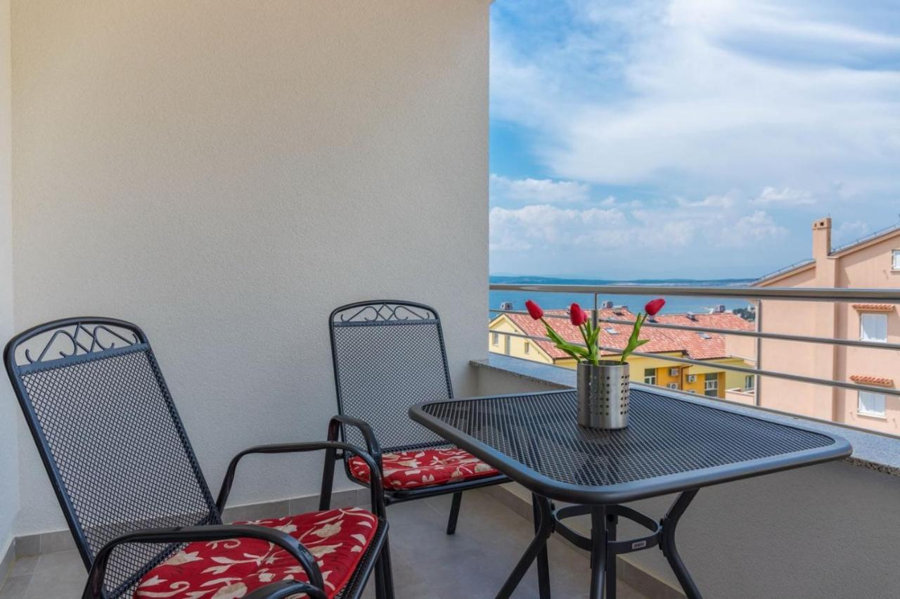 Michelle Apartment Crikvenica Bagian luar foto